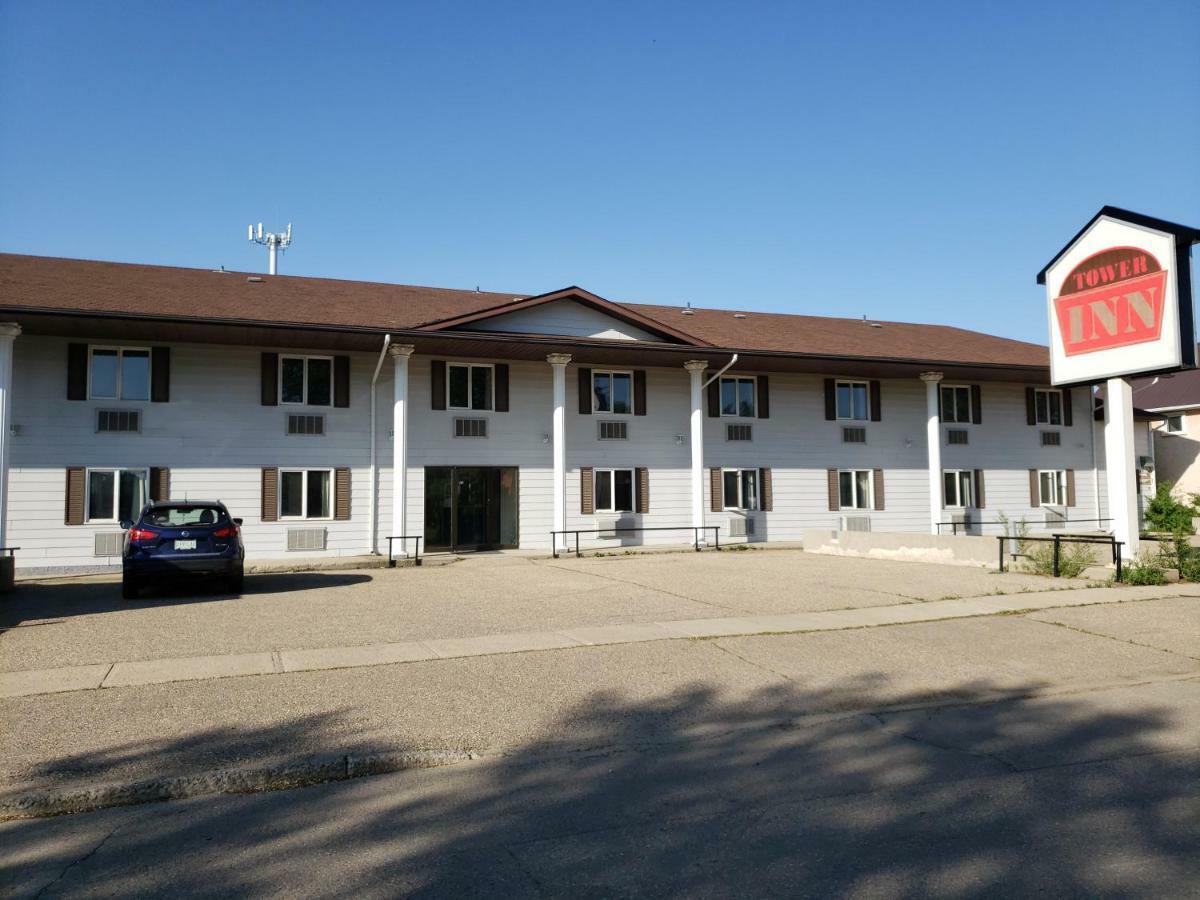 Tower Inn Estevan Exterior photo
