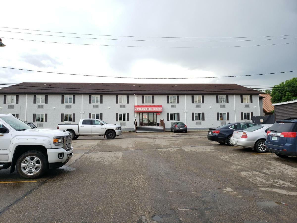 Tower Inn Estevan Exterior photo